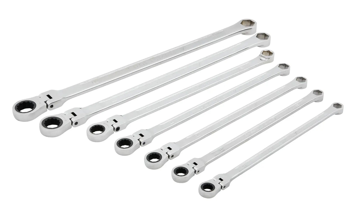 Photo of Craftsman ratcheting wrench set, chrome finish, six pieces, SKU CMMT87400V, top angle.